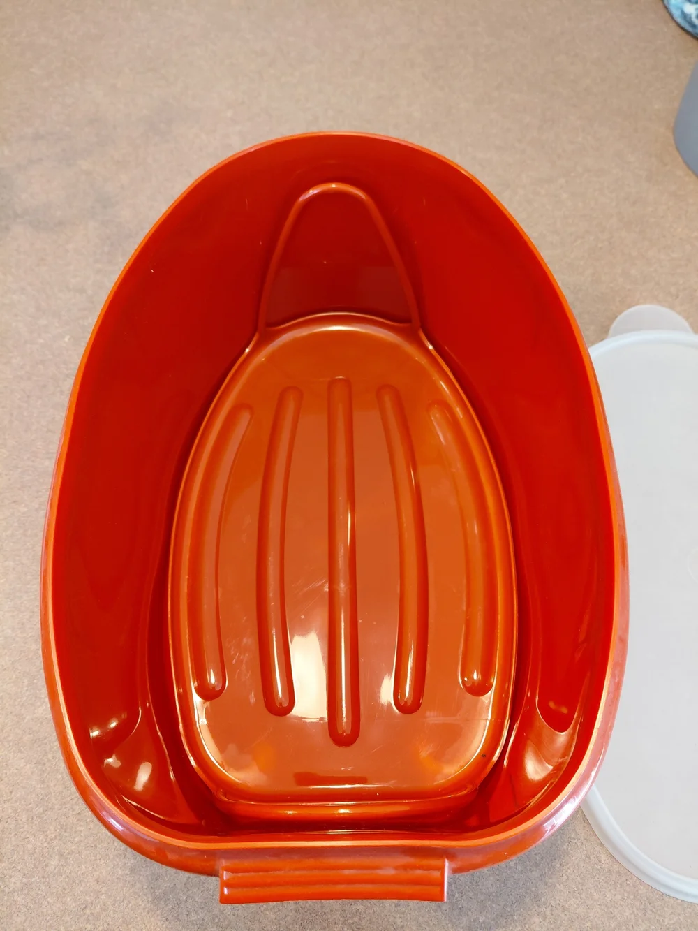 Vtg Tupperware Roast/Ham Keeper~Orange With Lid & Holder ~3 Pcc